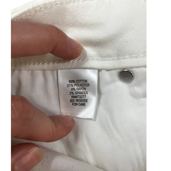 Croft & Barrow Capris - Picture 5 of 11